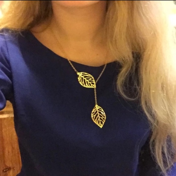 (A2) Gold Leaf Necklace - Picture 2 of 2