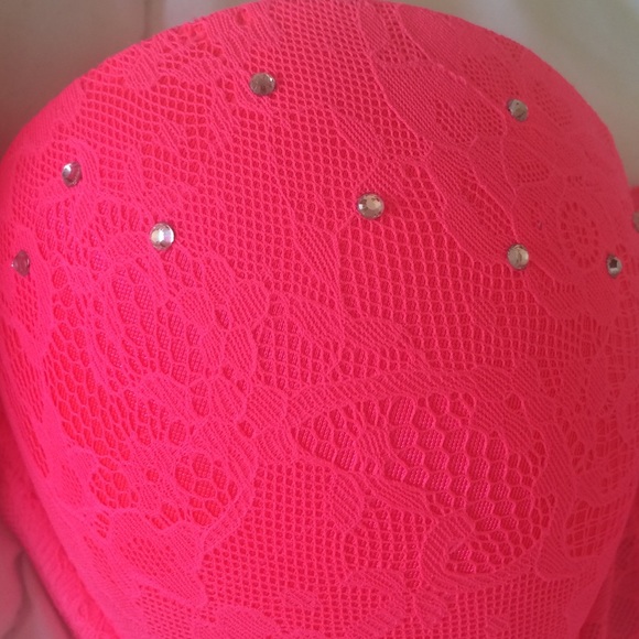 Bra - Picture 2 of 2