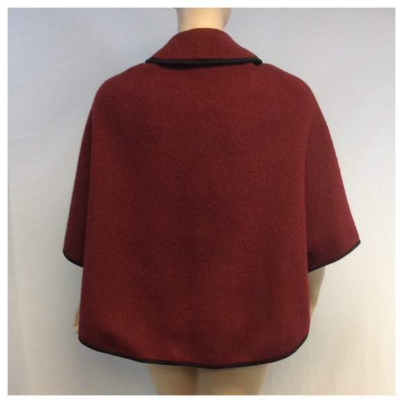 VINTAGE GERMAN PONCHO - Picture 2 of 4