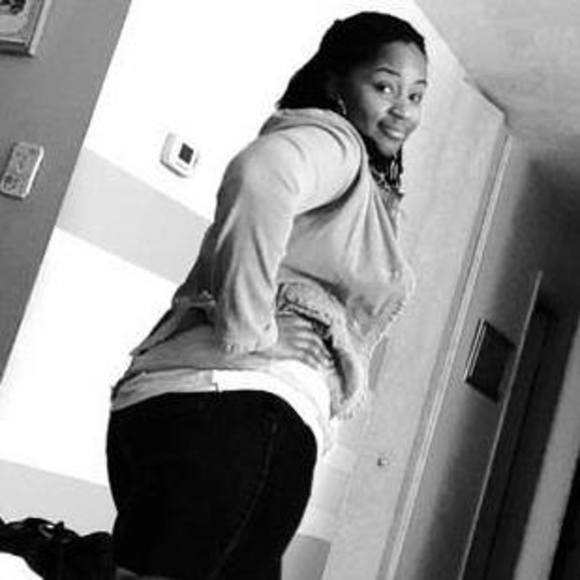 Meet your Posher, Khristi