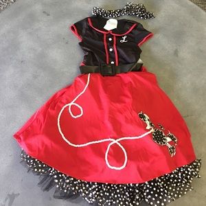 🐩 Nifty 50's Costume