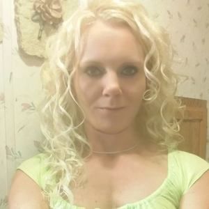 Meet your Posher, Melaney