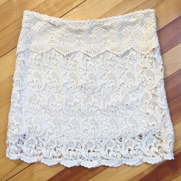 Urban Outfitters Dresses & Skirts - Pins and Needles Lace Embroidered Skirt
