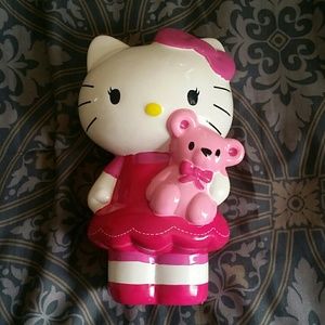 LAST CHANCE Hello kitty bank