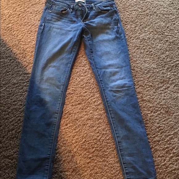 Abercrombie and Fitch size 6L super skinny jeans.