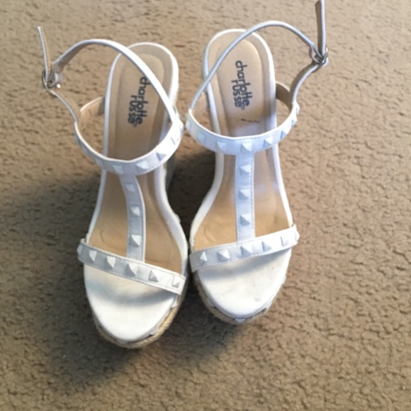 White wedges