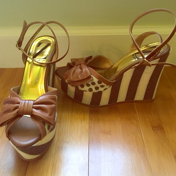 Sergio Zelcer Ankle Wrap Around Bow Heels - Picture 1 of 4