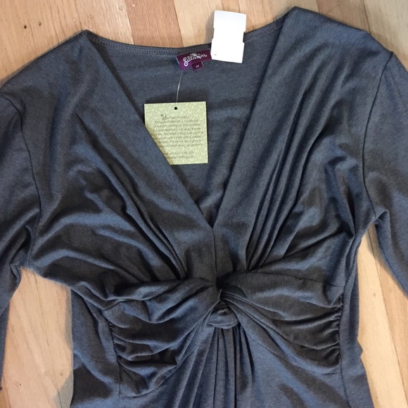 Grey dress - Picture 3 of 3