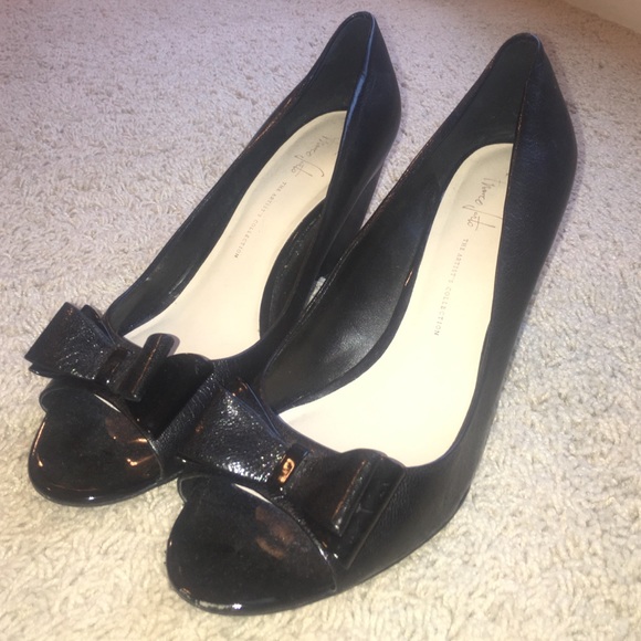 Black wedge