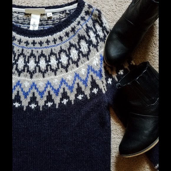 H&M sweater - Picture 2 of 3