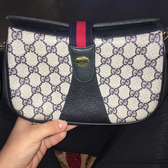 Vintage Gucci cross body