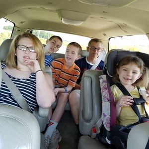 Meet your Posher, Dana