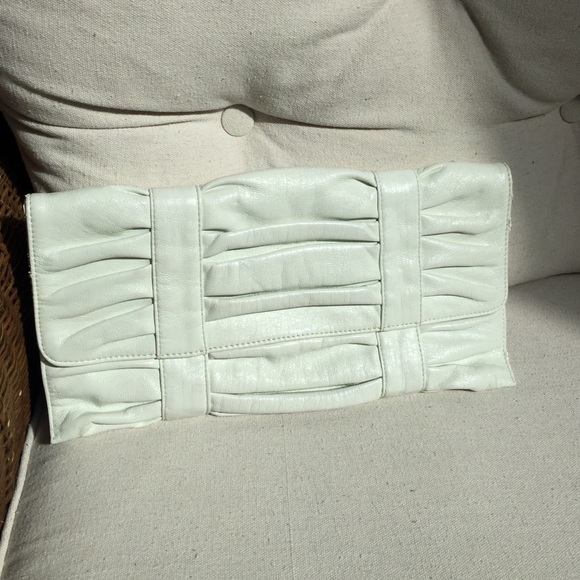 White roughed clutch handbag