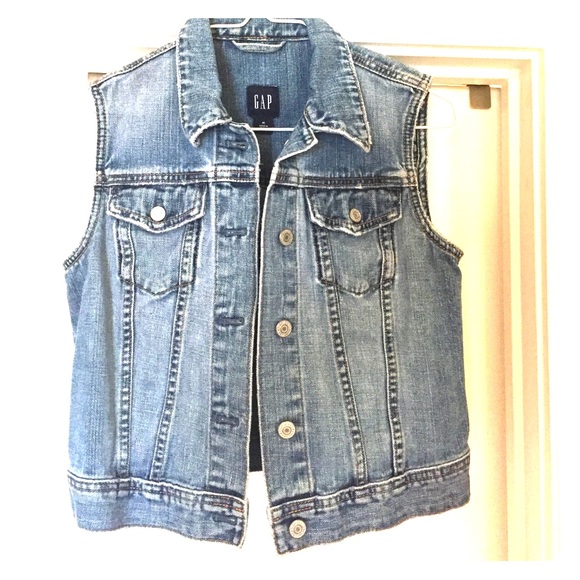 GAP denim vest size medium