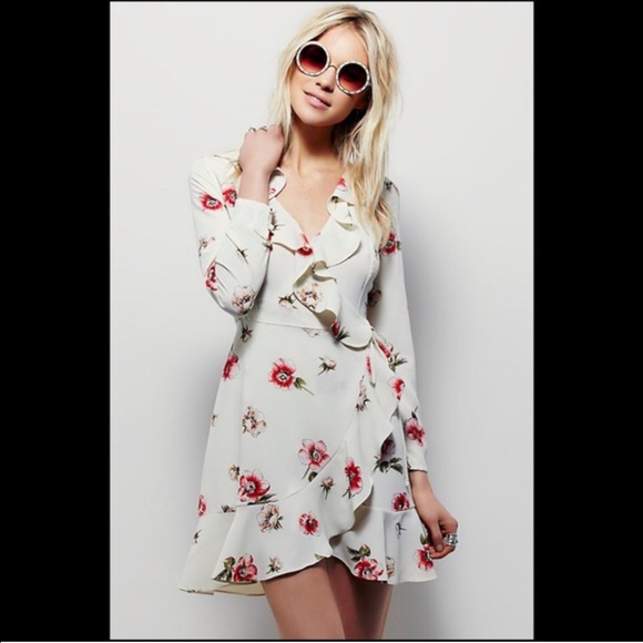 Free People Dresses & Skirts - 🚨1 HR SALE🚨Free People Echo Ruffle Dress