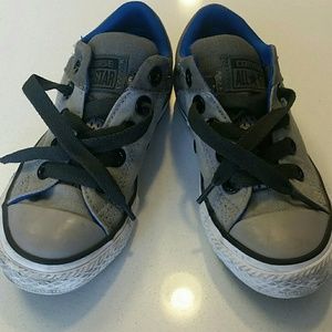 Boys sneakers
