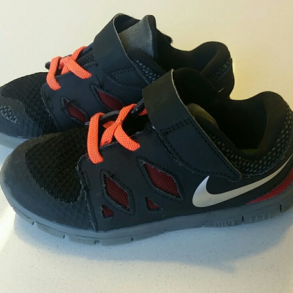 Boys sneakers