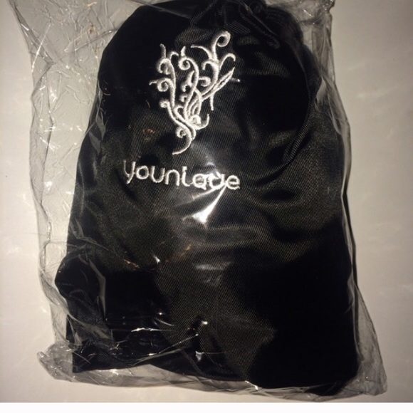 Younique bag