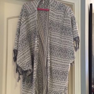 One hour sale 🎉🎉 Free People Kimono/Caridigan