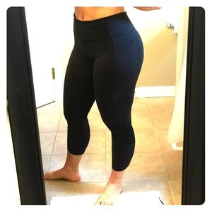 Lululemon crop mesh pants, black, size 2