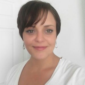 Meet your Posher, Jillian