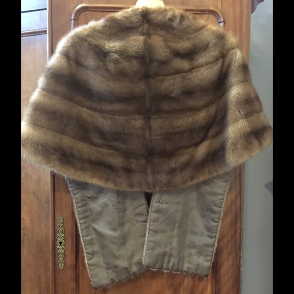 Frost Brothers Female Mink Stolle - Picture 2 of 2