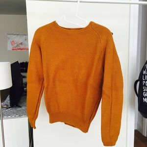 COS ginger color knitewear