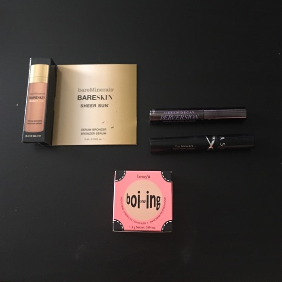 Makeup sample bundle!