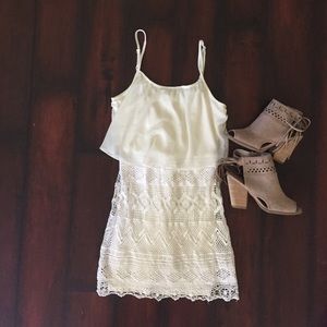 White body con dress with loose top