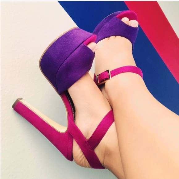 Two tone strap heel sandal - Picture 1 of 4