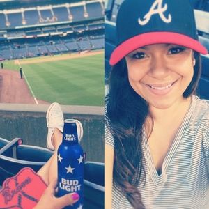 Meet your Posher, Monica