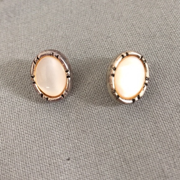 Earring Set - Picture 2 of 4