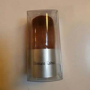 Ultimate Kabuki Brush with case