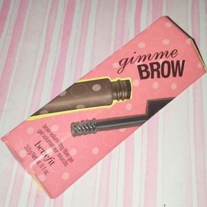 Benefit Medium Dark Gimmie Brow