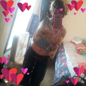 Meet your Posher, Tina