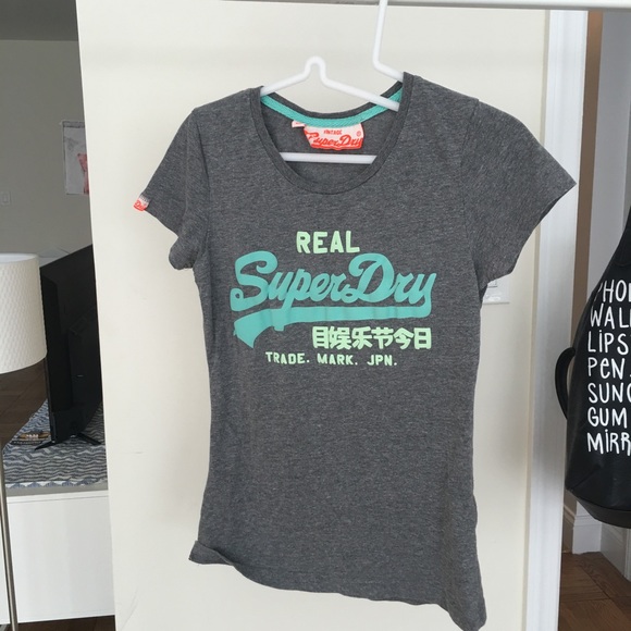 Superdry T-shirt