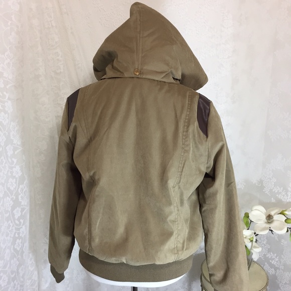 bomber jacket w/detached hood.B025 FINAL - Picture 4 of 8