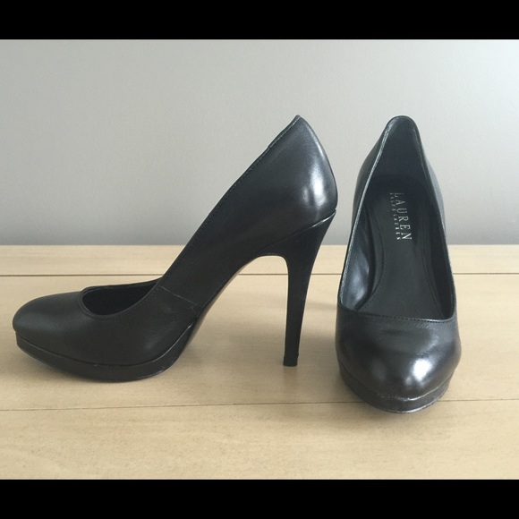 Black Pumps, Ralph Lauren, size 5.5