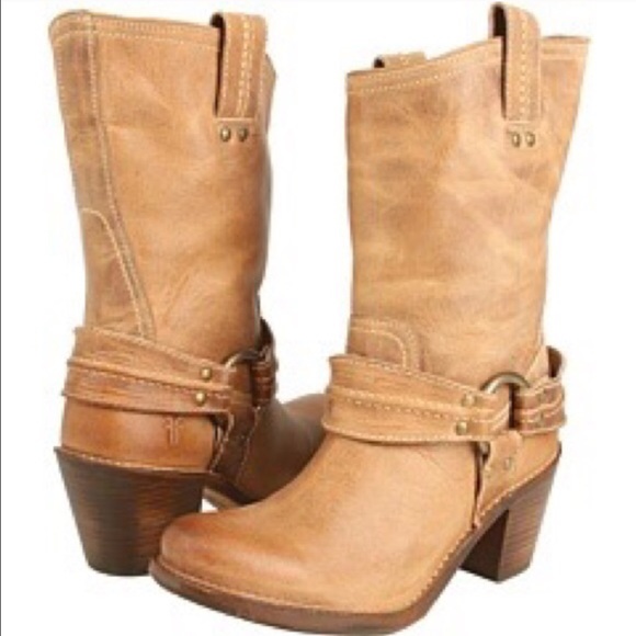 Auth Frye Carmen Harness Leather Short Boot 8.5