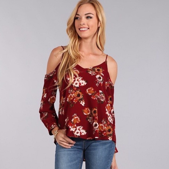 🍀ST PATTYS SALE🍀Scarlett Cold Shoulder Top - Picture 5 of 7