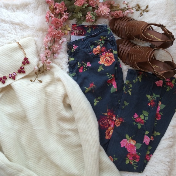 Wallflower Pants - 🌸HOST PICK 🌸 Straight Leg Floral Statement Pants