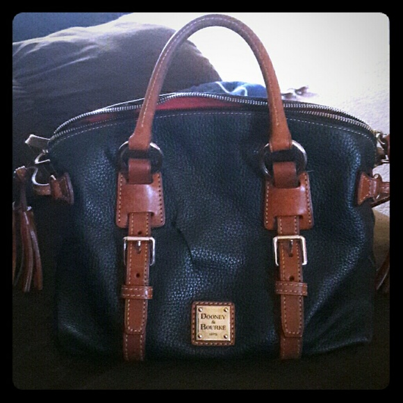Dooney & Bourke Handbags - Dooney and bourke satchel