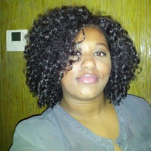 Meet your Posher, Ebony