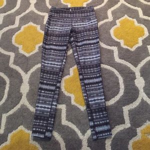 Gray Patterned Legging