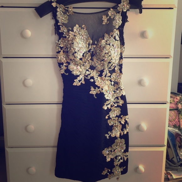 Homecoming dress - Picture 3 of 6