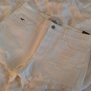 Hollister Jean shorts(BRAND NEW)