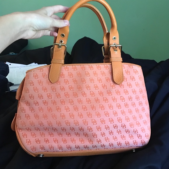 FINAL PRICE ! Dooney & Bourke orange purse