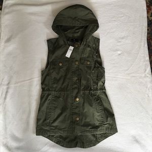 Gap army vest