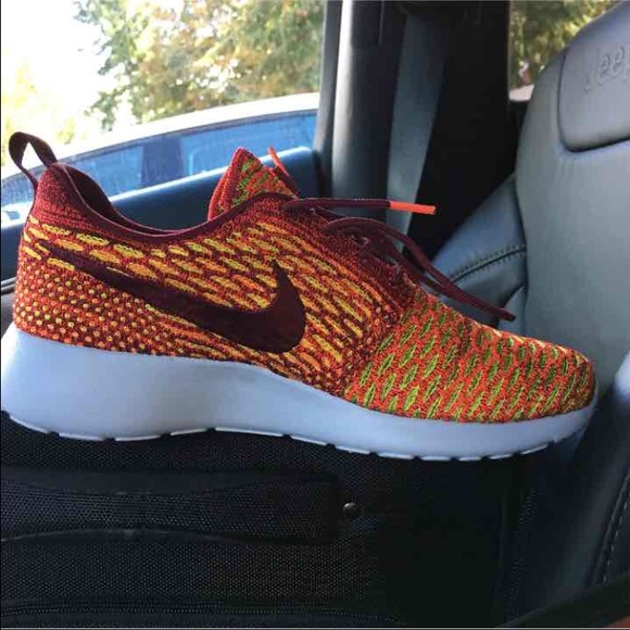 Sale! Roshe One Flyknit sneaker - Picture 4 of 4
