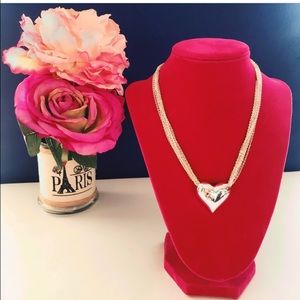 Pretty heart necklace